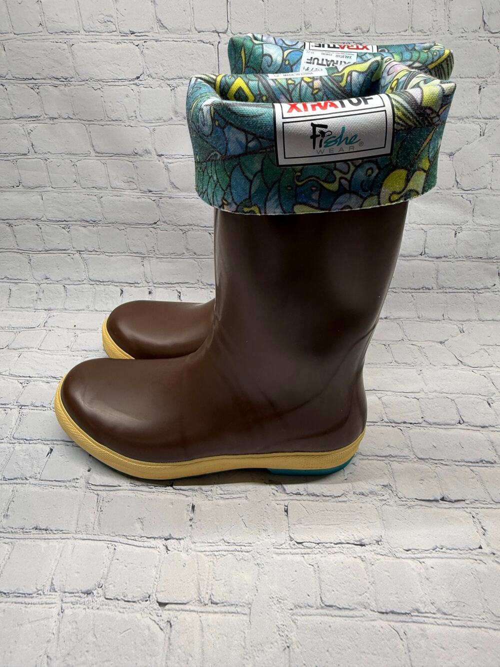 XTRATUF Women's 15" Legacy Boot- Brown / Totally Tarpon size 10